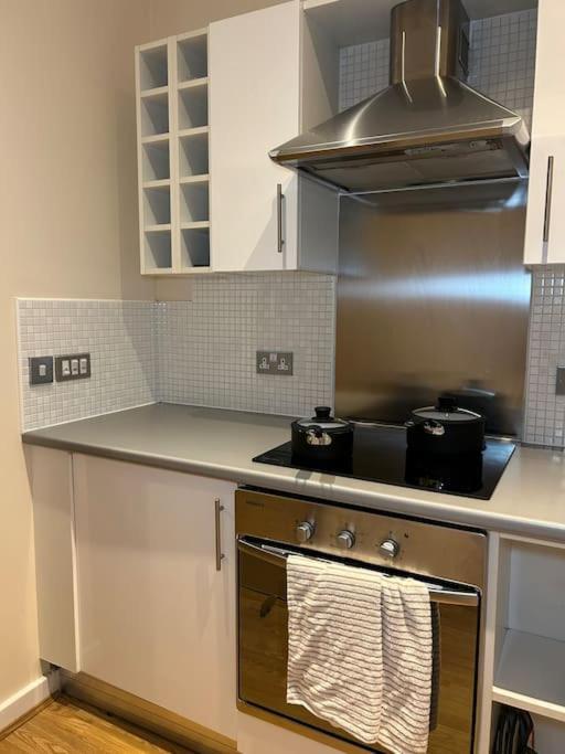 Central Birmingham City Apartment -Smart Tv - Free Parking Onsite Extérieur photo