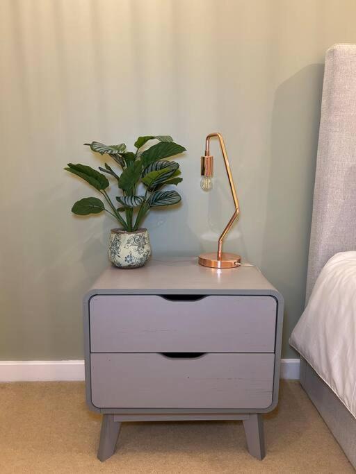 Central Birmingham City Apartment -Smart Tv - Free Parking Onsite Extérieur photo