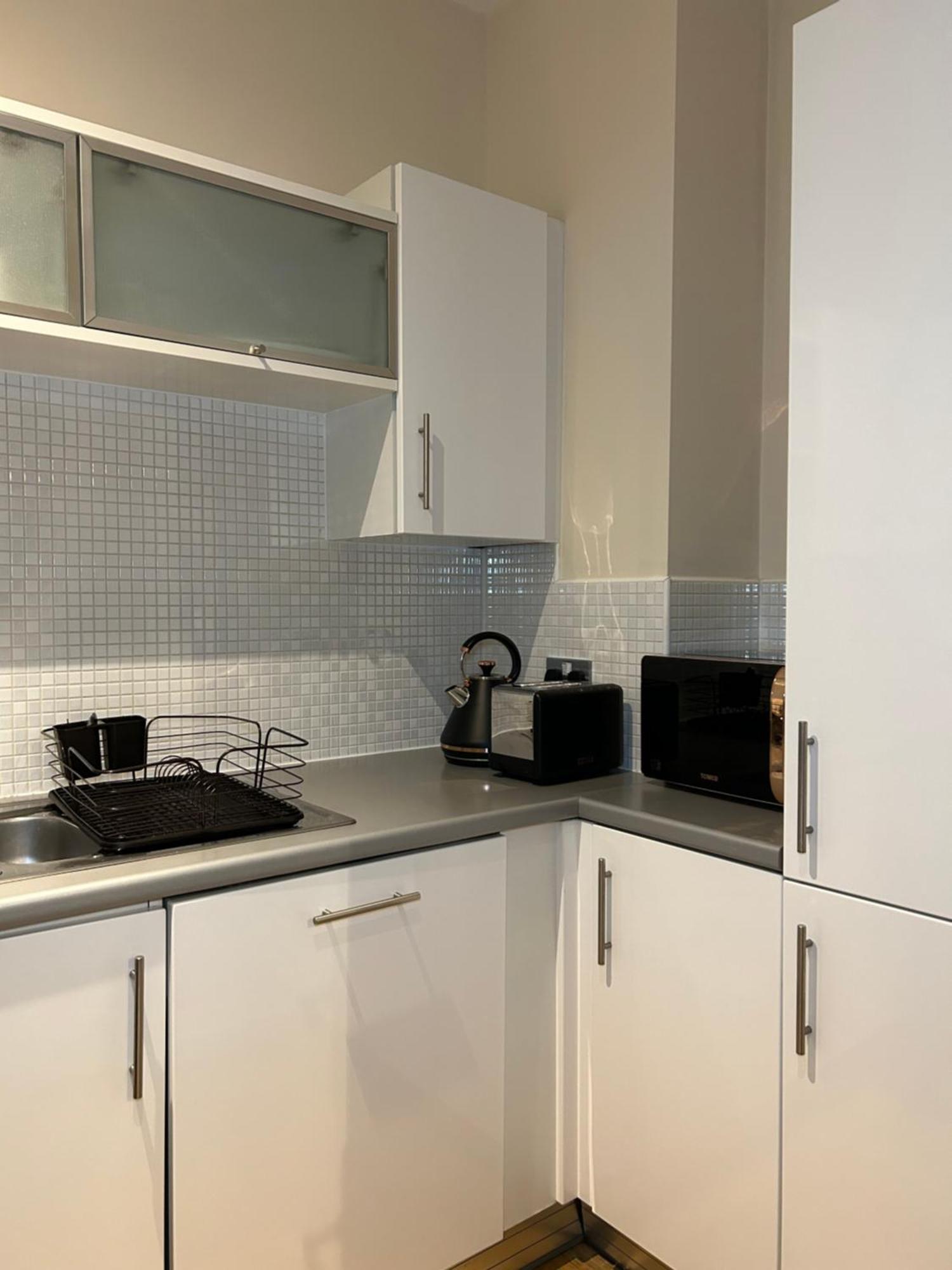 Central Birmingham City Apartment -Smart Tv - Free Parking Onsite Extérieur photo